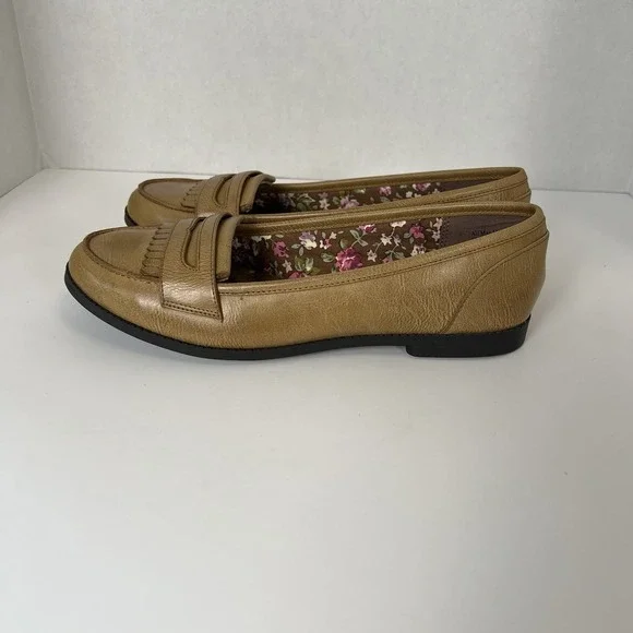 Kelly and Katie tan slip-on penny loafer dress causal shoe flat women's 6.5 - Picture 7 of 9